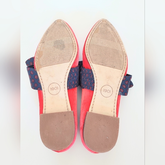 1901 Hamilton Size 7M Red Velvet Preppy Style Flats Shoes Bow - Picture 7 of 8